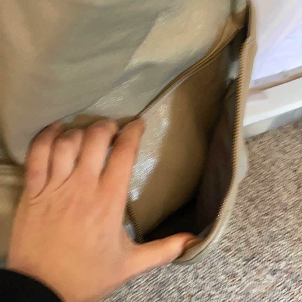 Grey Patent Leather bag - Picture 5 of 10